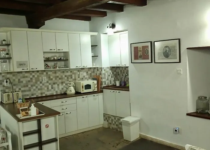 History Unique וליקו טורנובו